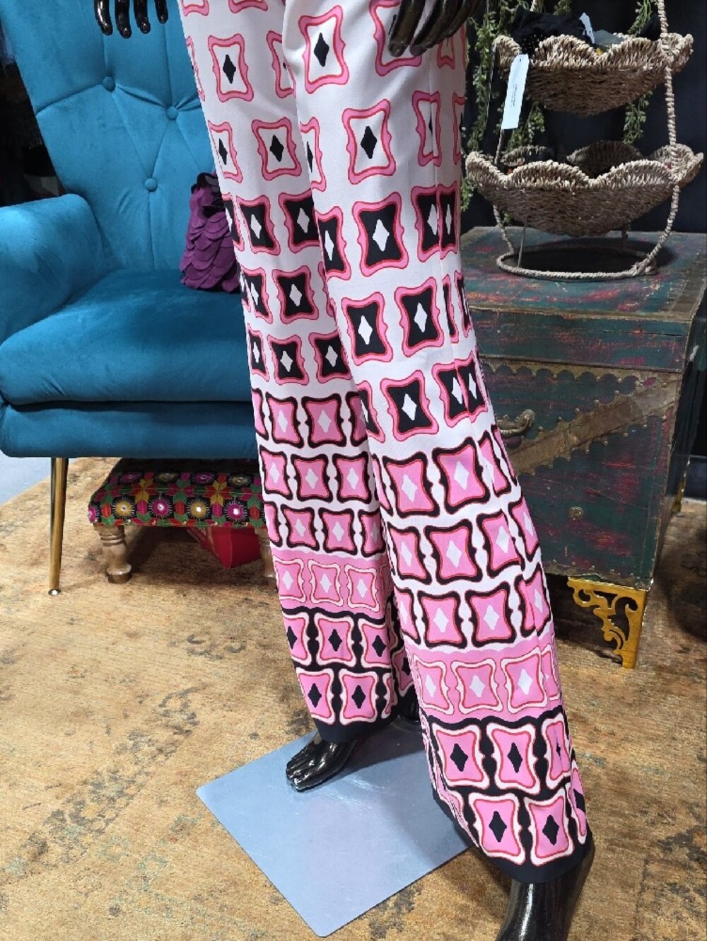 Zara Women's Pink Patterned Wide-Leg Pants - Picture 5 of 9